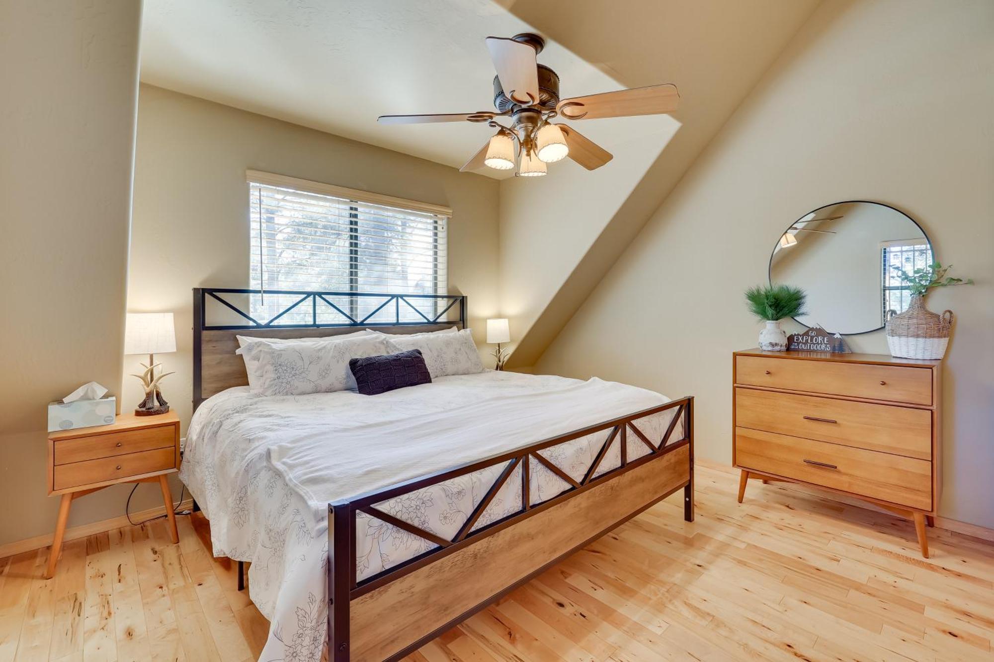 Dog-Friendly Nutrioso Cabin With Wraparound Porch! Bagian luar foto