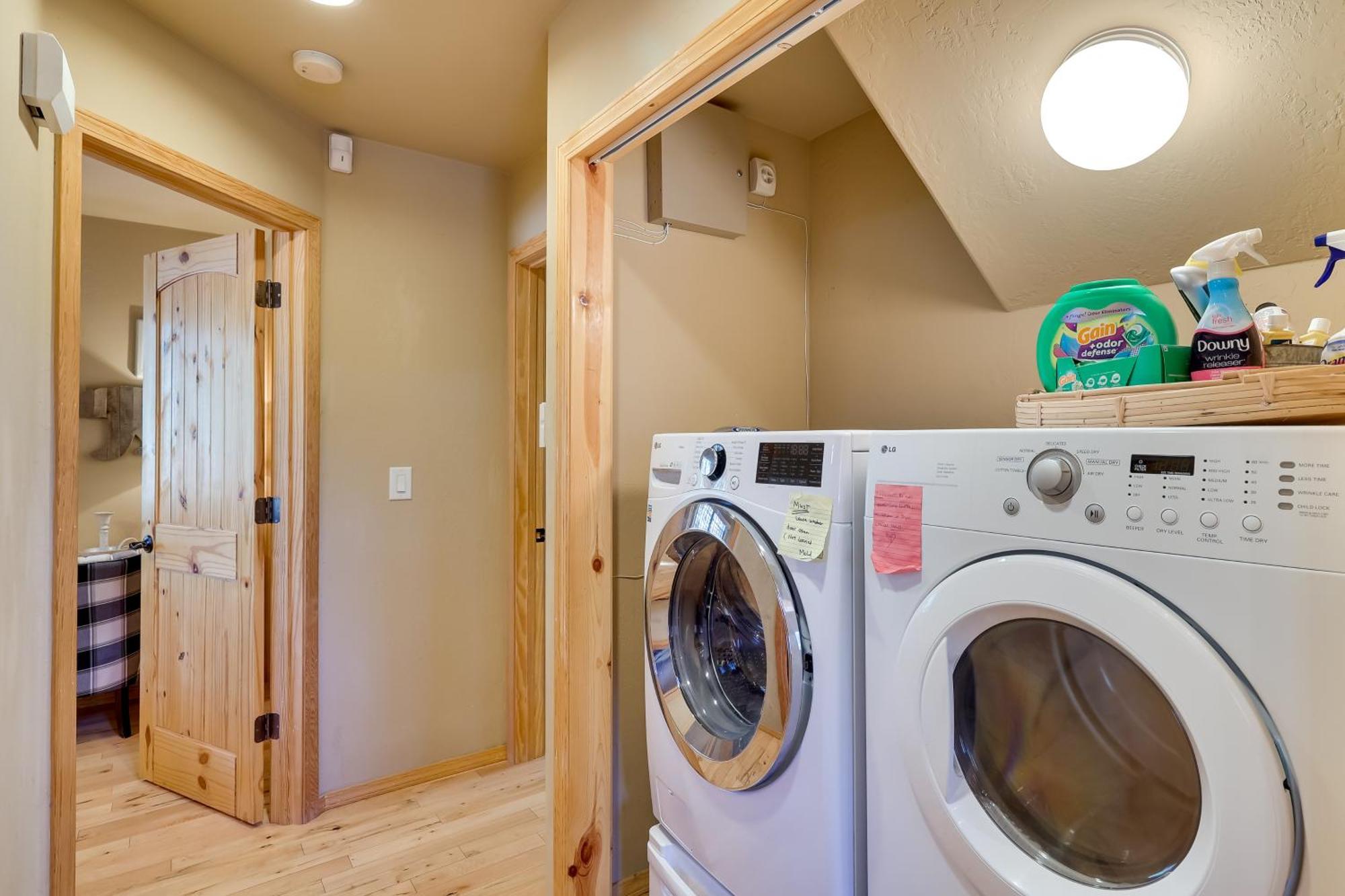 Dog-Friendly Nutrioso Cabin With Wraparound Porch! Bagian luar foto