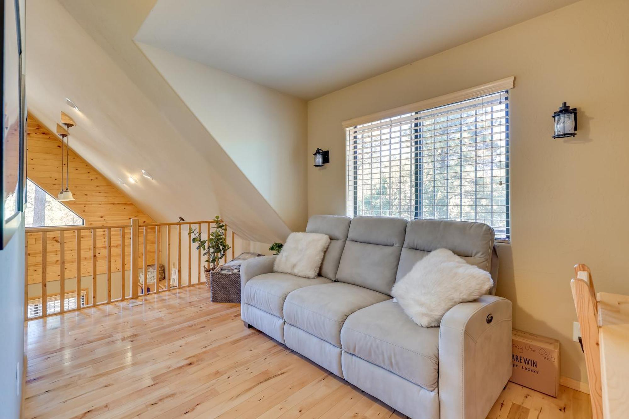 Dog-Friendly Nutrioso Cabin With Wraparound Porch! Bagian luar foto